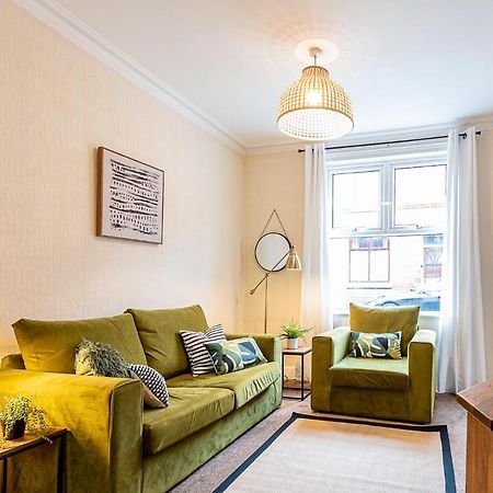 2 Bed, Up To 6 Guests Near Chester City Centre 외부 사진