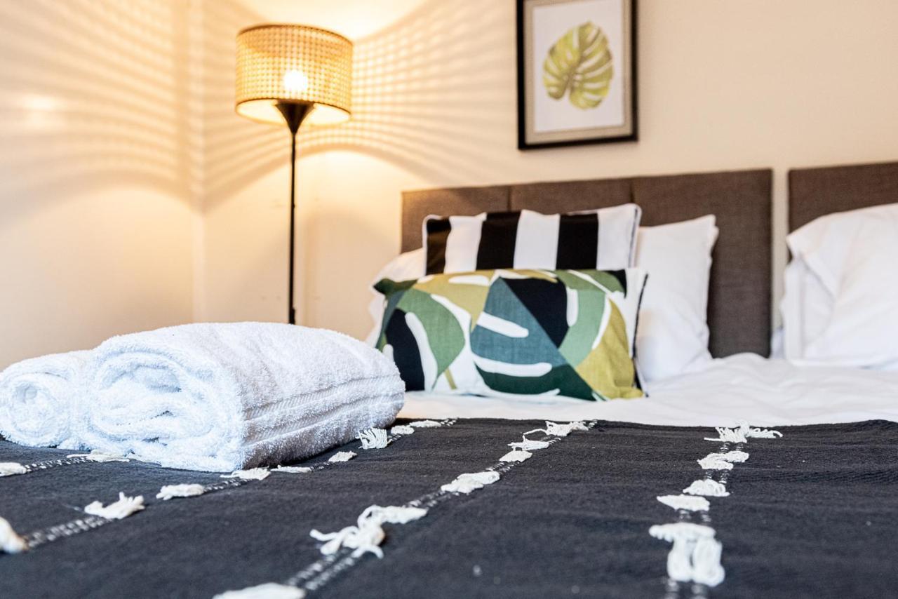 2 Bed, Up To 6 Guests Near Chester City Centre 외부 사진