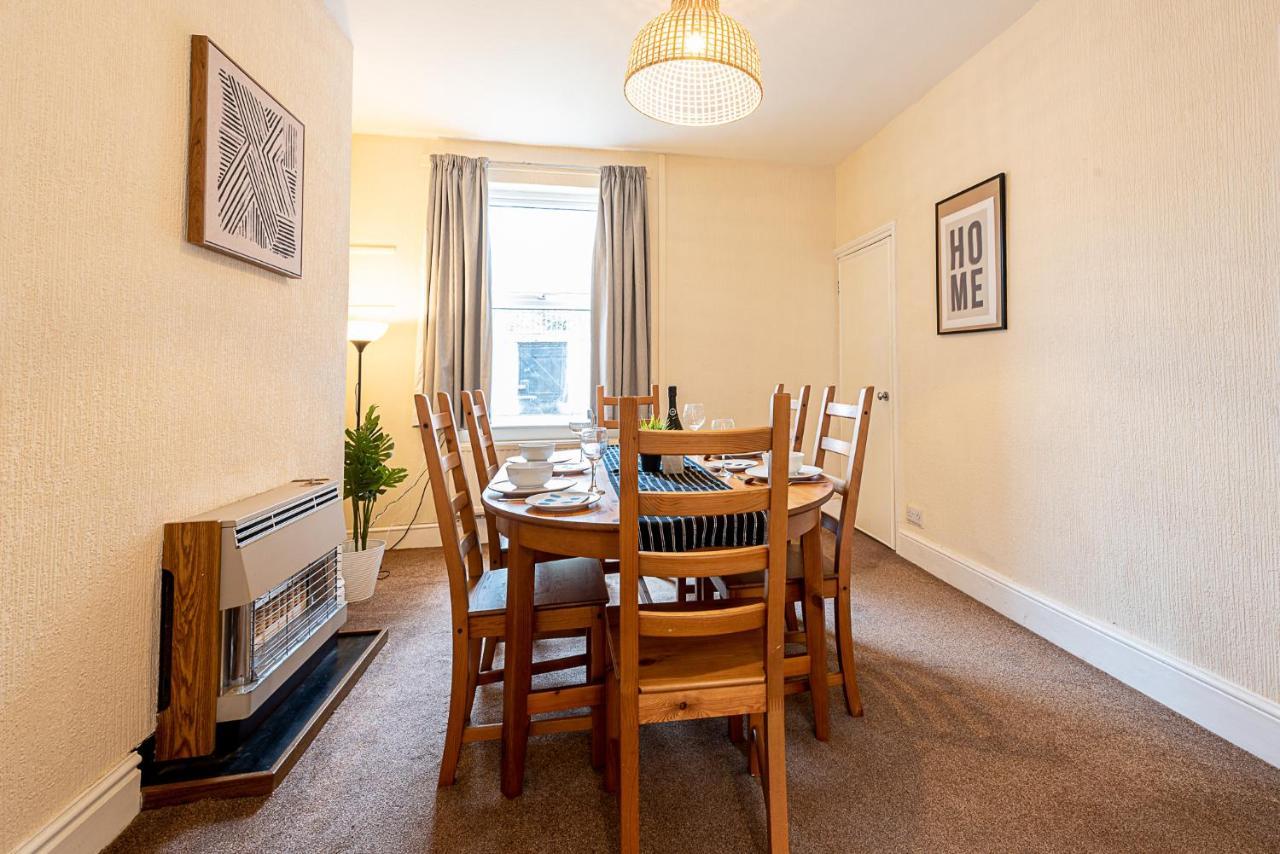 2 Bed, Up To 6 Guests Near Chester City Centre 외부 사진